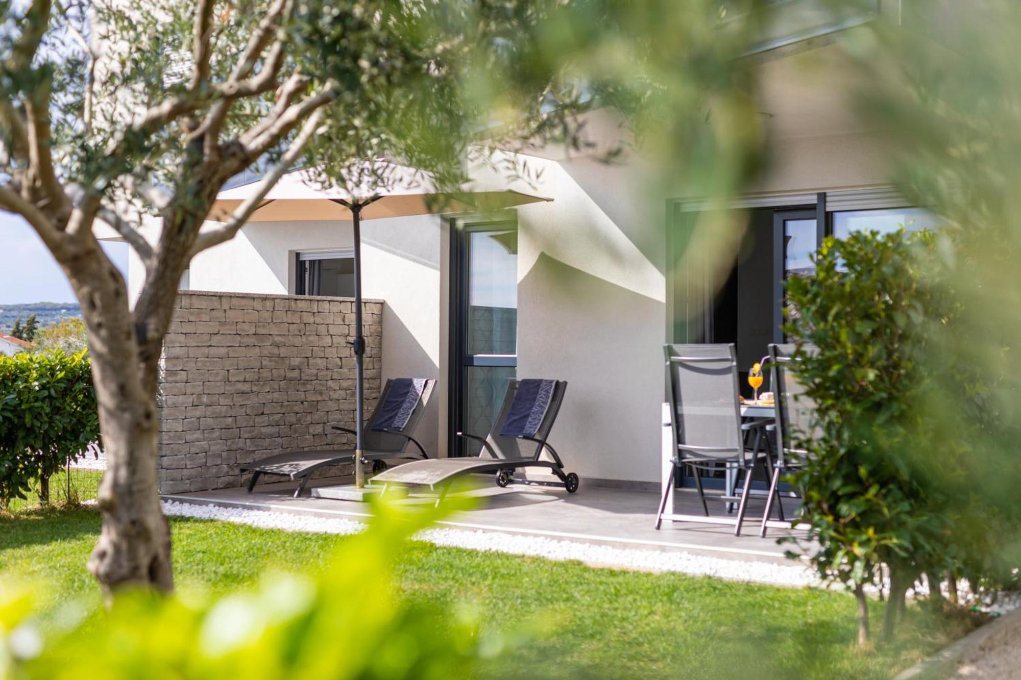 Apartment Elegance คิร์ก ภายนอก รูปภาพ