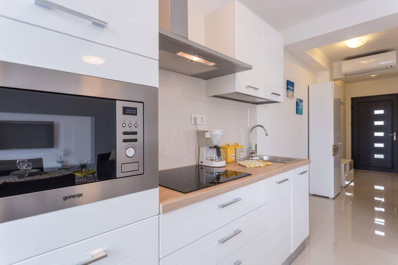 Apartment Elegance คิร์ก ภายนอก รูปภาพ